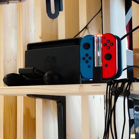 Capsule Lotus-Balneo-Sauna-Billard-Nintendo Hastiere-par-dela Esterno foto