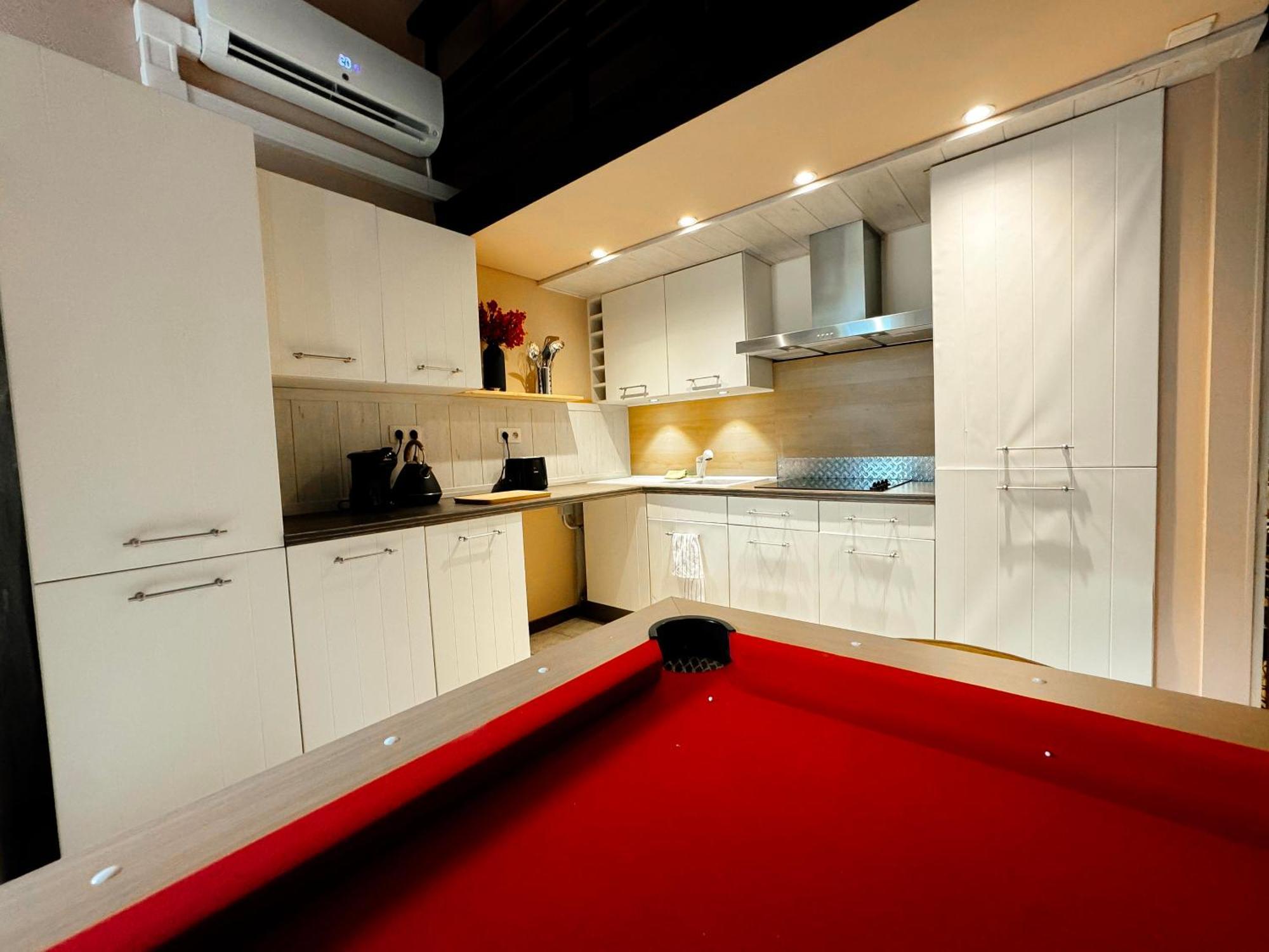 Capsule Lotus-Balneo-Sauna-Billard-Nintendo Hastiere-par-dela Esterno foto